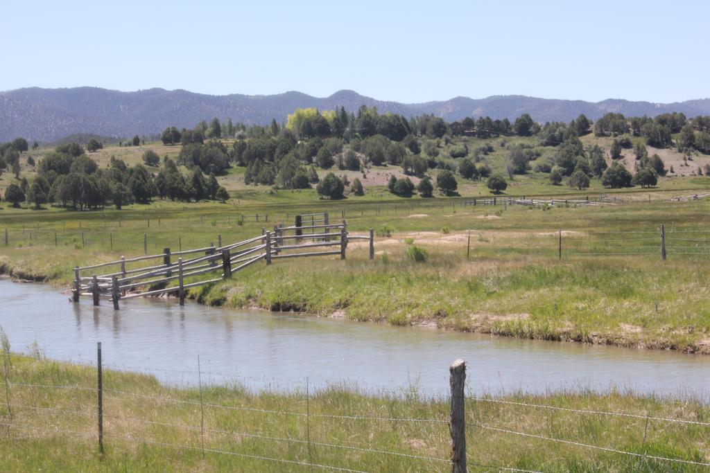 Sevier River Ranch & Cattle Company Hatch Exterior photo