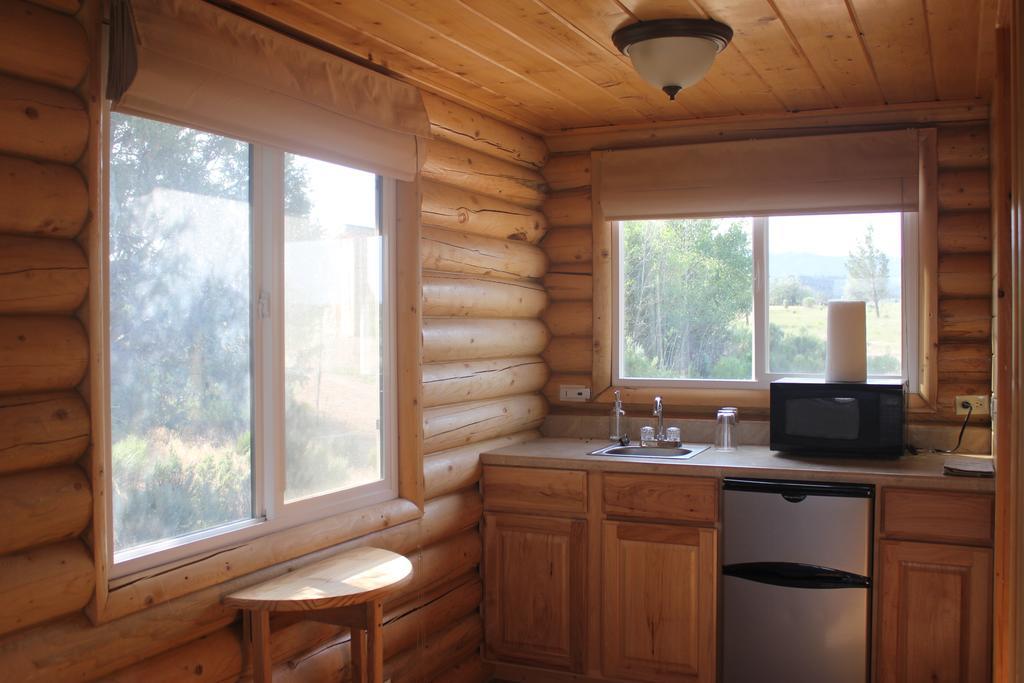 Sevier River Ranch & Cattle Company Hatch Room photo