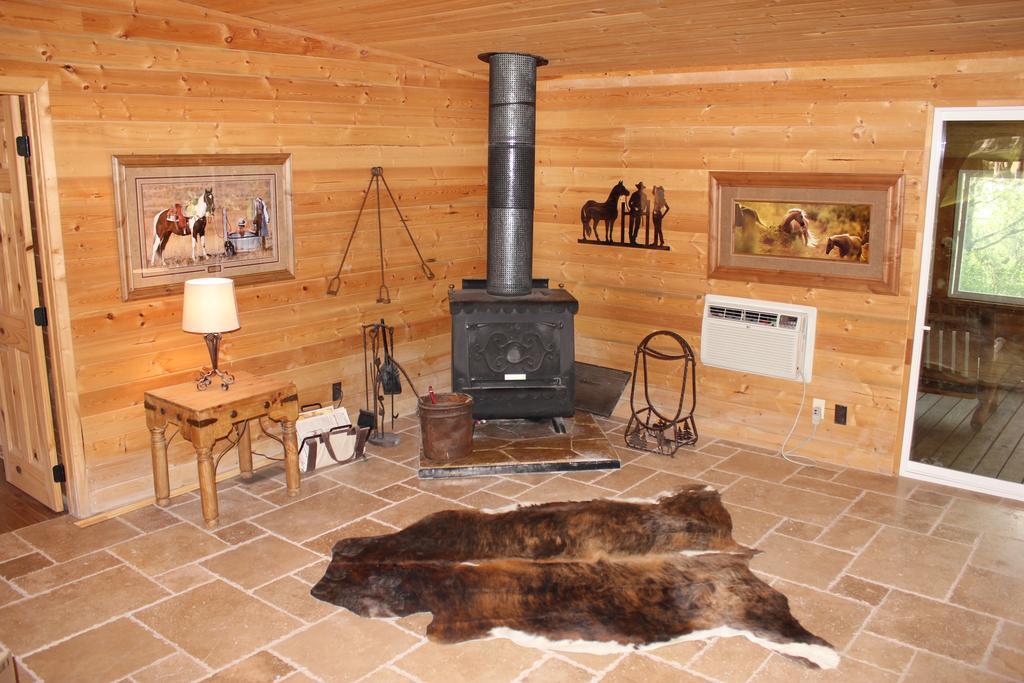 Sevier River Ranch & Cattle Company Hatch Room photo
