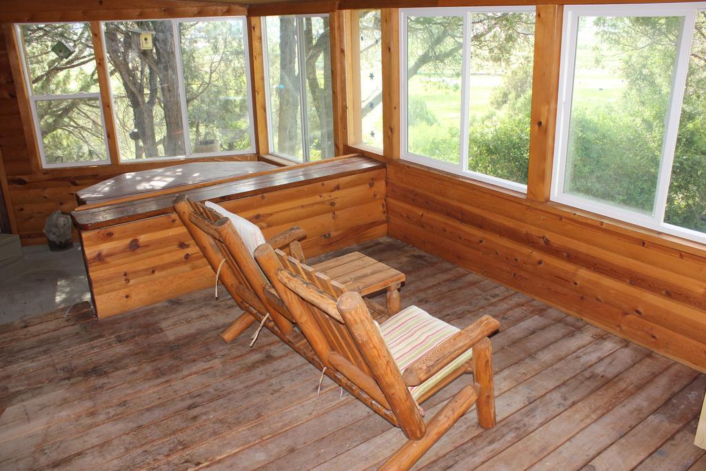 Sevier River Ranch & Cattle Company Hatch Room photo